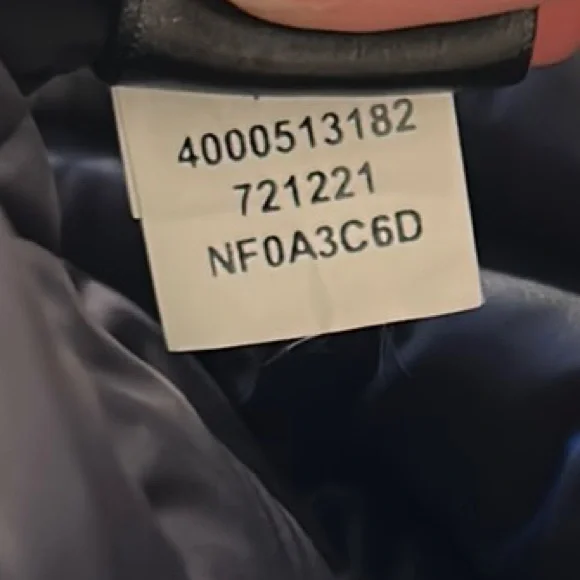 North Face Men’s Jacket Size Small - Picture 8 of 8